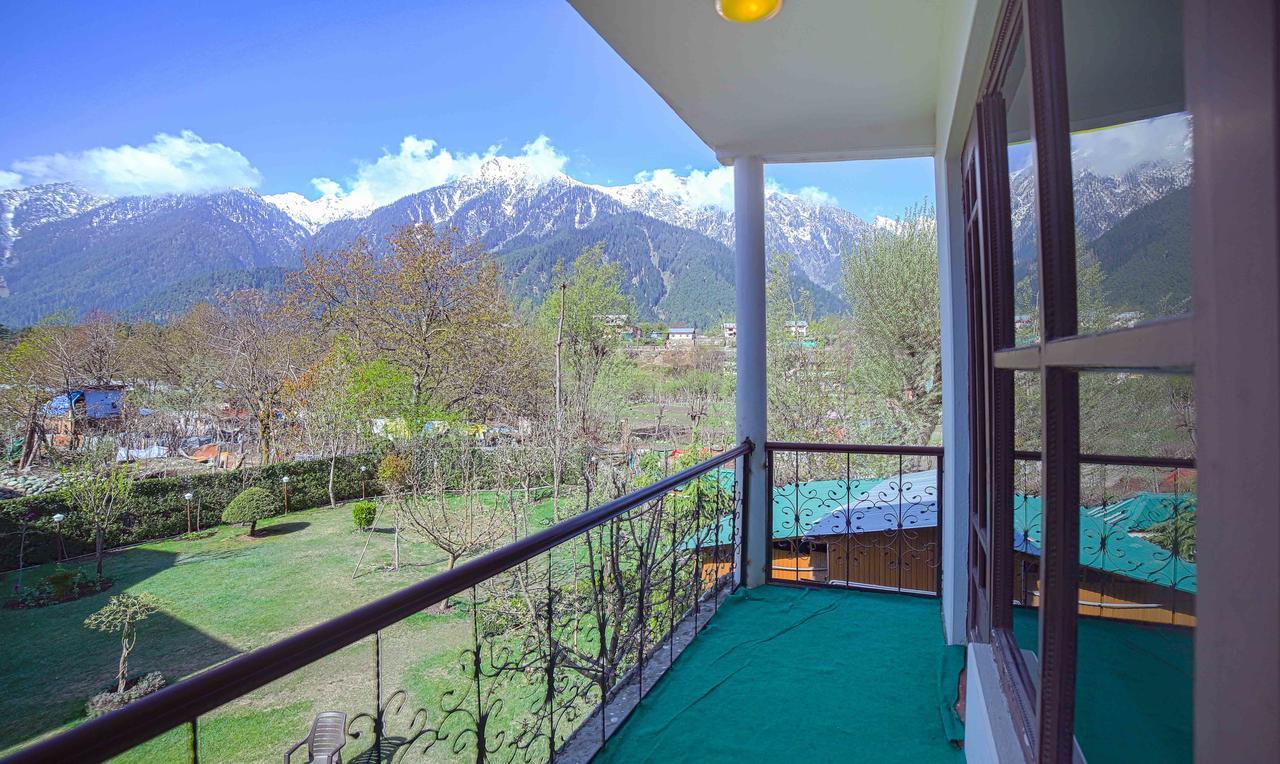 Premier Pahalgam Hotel Екстериор снимка